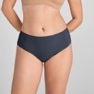 18_softform_cotton_MR_brief-northsea-M-Elle_0977_NS_R1.jpg