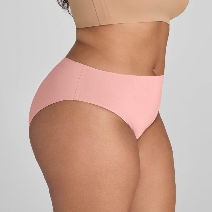 19_softform_cotton_MR_brief-pinkcloud-1X-Julia_1071_PC_R1.jpg