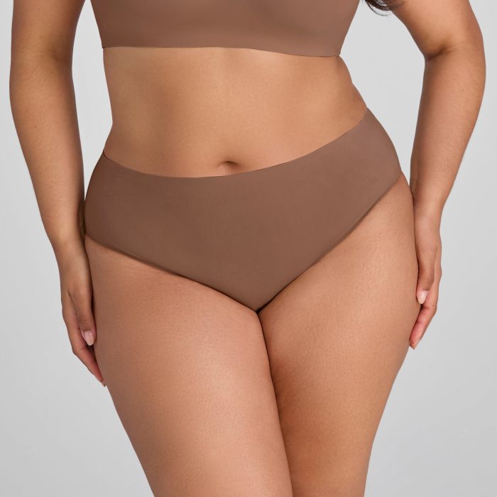 19_softform_cotton_MR_brief-toffee-1X-Julia_1047_TF_R1.jpg