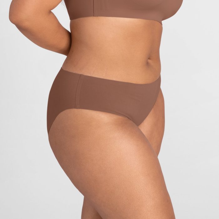 19_softform_cotton_MR_brief-toffee-1X-Julia_1070_TF_R1.jpg