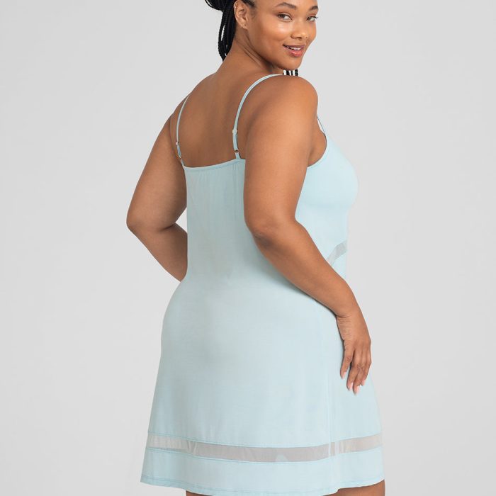 BlissWearChemise-Model-Glacier-1X-Anita-Side-2-2.jpg