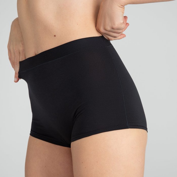 BlissWearHighRiseBoyshort-Model-Midnight-S-Chloe-Side.jpg