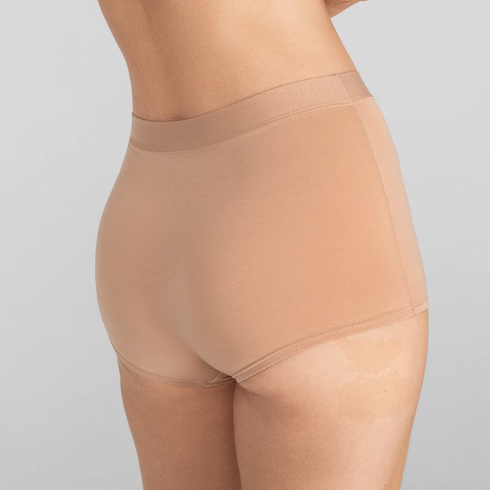 BlissWearHighRiseBoyshort-Model-Sand-S-Chloe-Back.jpg