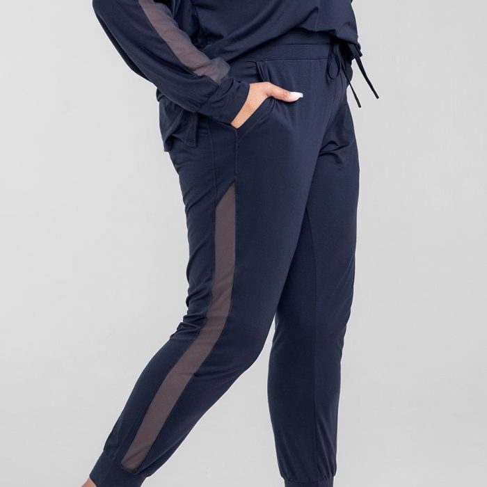 BlissWearJogger-Model-Navy-XL-Courtney-Side-1.jpg