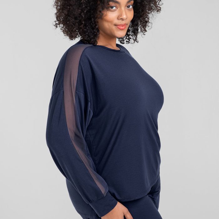 BlissWearLongSleeveTop-Model-Navy-XL-Courtney-Side-2.jpg