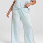 BlissWearPant-Model-Glacier-1X-Anita-Front-2.jpg