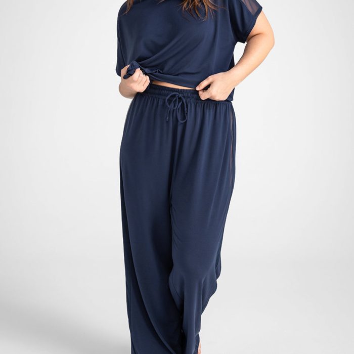 BlissWearPant-Model-Navy-XL-Macara-Front-2.jpg