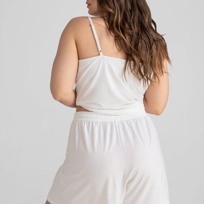 BlissWearShort-Model-Astral-XL-Macara-Back-2.jpg