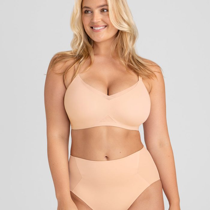 CrossOBra-Model-Blush-L-McCallah-Front-2.jpg