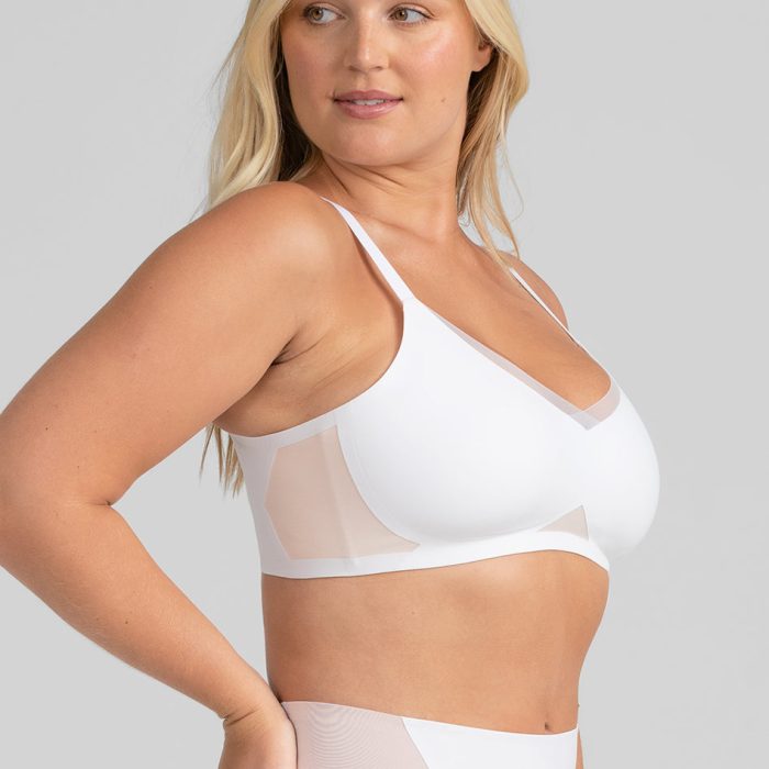 CrossOverBra-Model-Astral-L-McCallah-Side-2.jpg