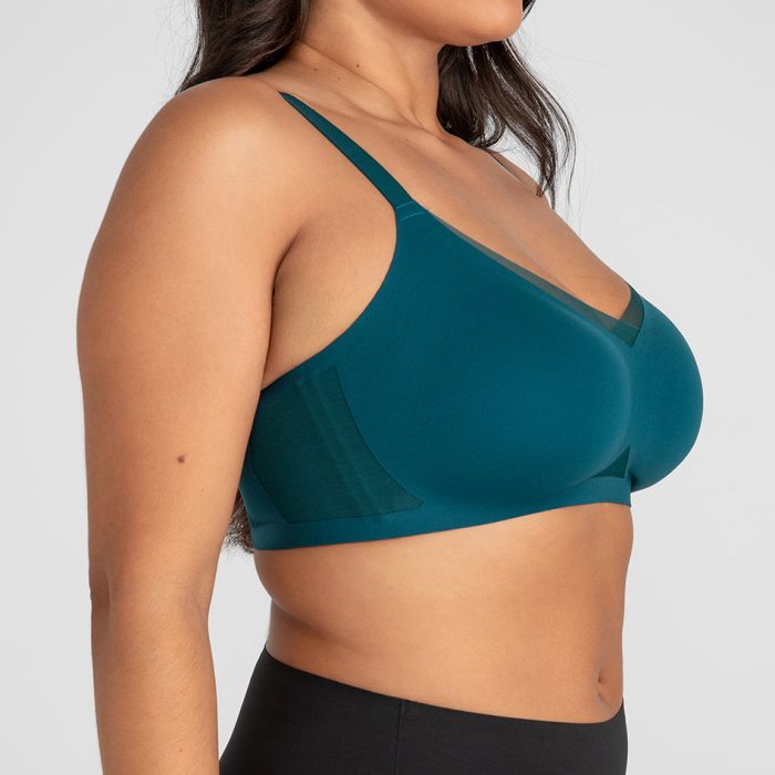 CrossOverBra-Model-Deep_Aqua-XL-Julia-Side-2.jpg