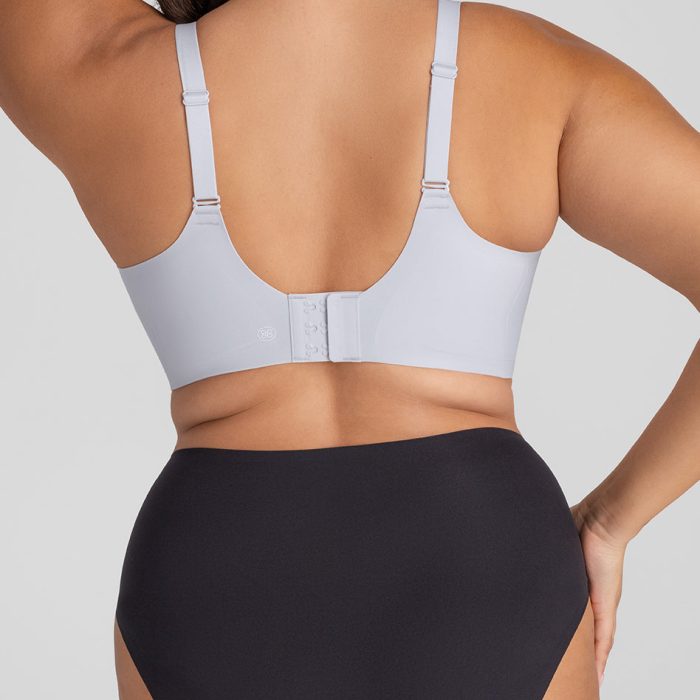 CrossOverBra-Model-Mist-XL-Hayley-Back-2.jpg