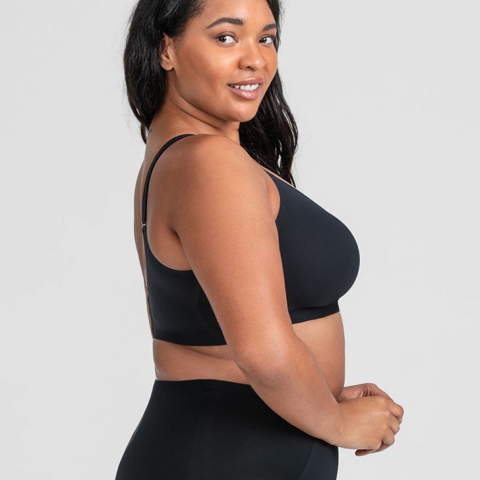 CrossOverBra-Model-Vamp-XL-Malik-Side-2.jpg