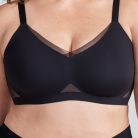 CrossOverBra-ZoomIn-Runway-3.jpg