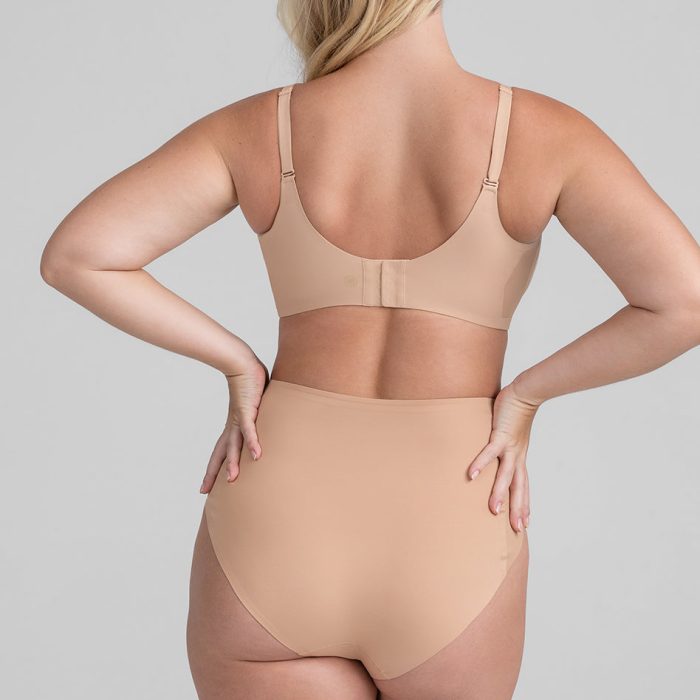 CrossOverBrief-Model-Sand-L-McCallah-Back.jpg