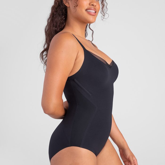 CrossOverCamiBodysuit-Model-Vamp-M-Mei-Side.jpg