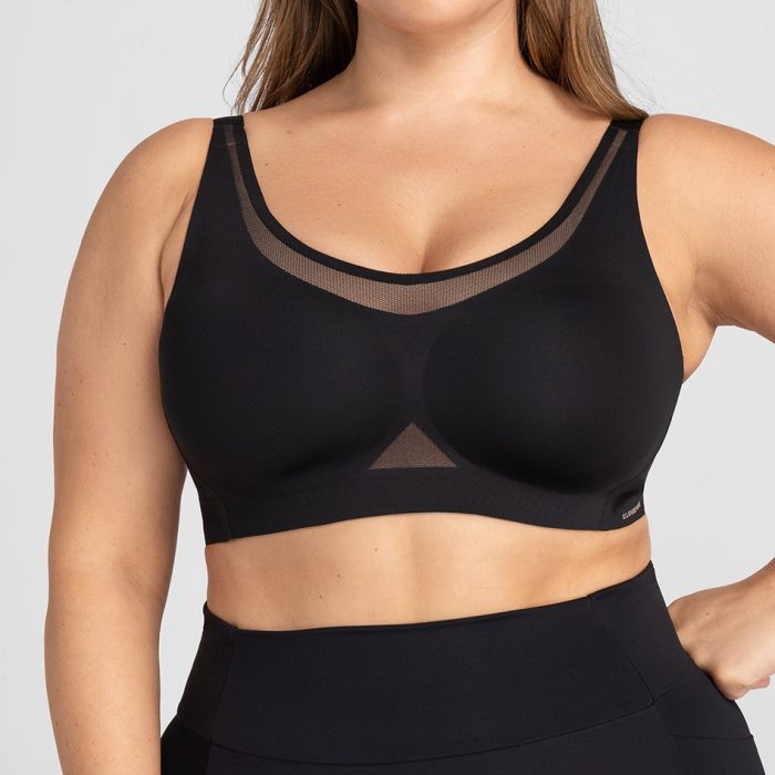 DevCrossFlexBra-Model-Runway-40DD-Tara-Front-3.jpg