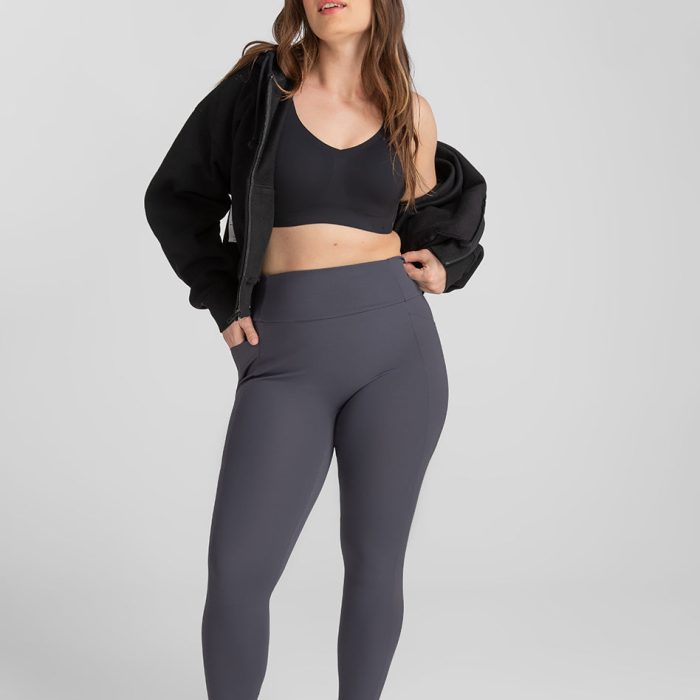 LT-Model-Graphite-XL-Macara-Side.jpg