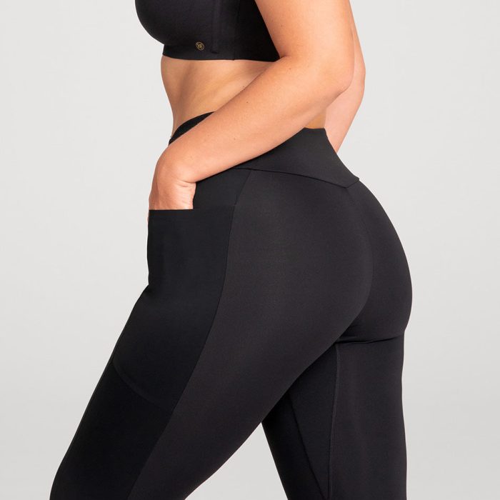 LT-Model-Jet_Black-L-McCallah-Side.jpg
