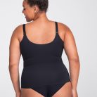 LWC-Model-Runway-XL-Larissa-Back.jpg