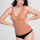 LiftWearTank-Model-Cinnamon-M-Hannah-Front.jpg