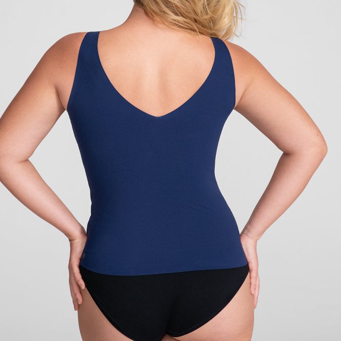 LiftWearTank-Model-Navy-L-McCallah-Back.jpg