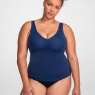 LiftWearTank-Model-Navy-XL-Larissa-Front.jpg