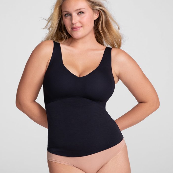 LiftWearTank-Model-Vamp-L-McCallah-Front.jpg