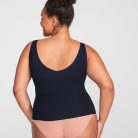 LiftWearTank-Model-Vamp-XL-Larissa-Back.jpg