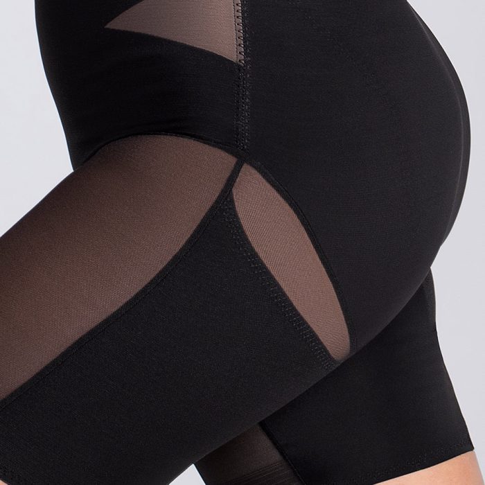 MidWaistShort-ZoomIn-Runway.jpg