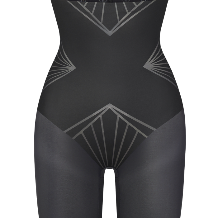 NewShadowSculptHighWaistShort-Mannequin-Vamp-Front.png