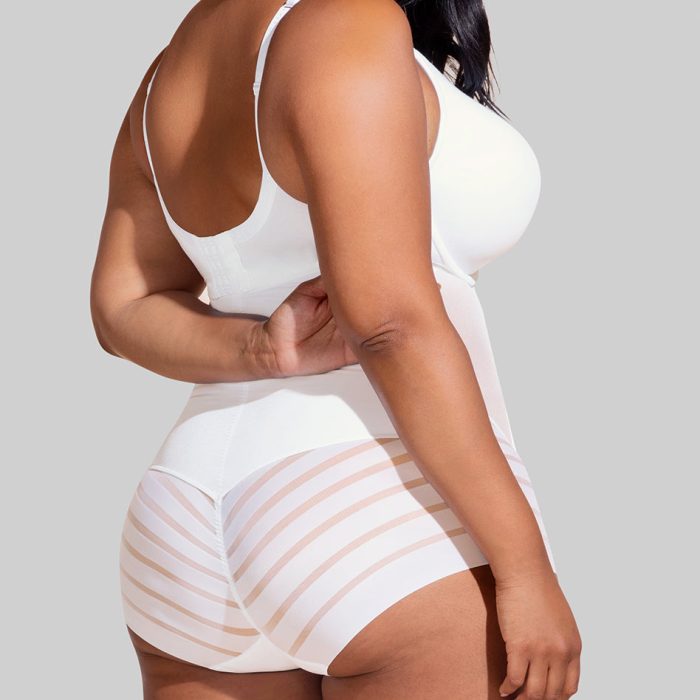 QB-Model-Astral-XL-Anita-Back.jpg