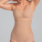 QB-Model-Sand-M-Elle-Front.jpg