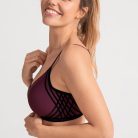 SB-Model-Fig-M-Katie-Side.jpg