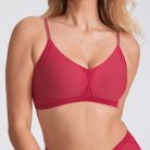 SB-Model-Peony-M-Elle-Front.jpg