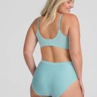 SB-Model-Sea_Glass-L-McCallah-Back.jpg