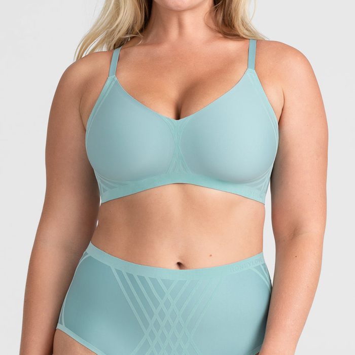 SB-Model-Sea_Glass-L-McCallah-Front.jpg