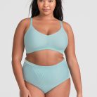 SB-Model-Sea_Glass-XL-Malik-Front.jpg