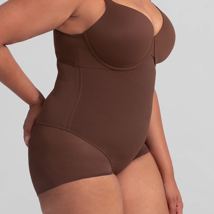 SPB-Model-Mocha-XL-Courtney-Side.jpg
