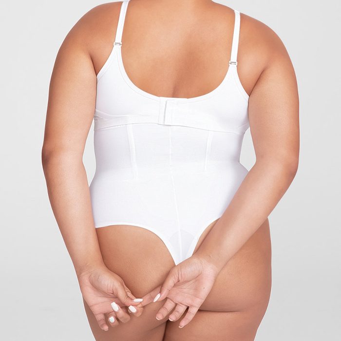 SPT-Model-Astral-XL-Larissa-Back.jpg