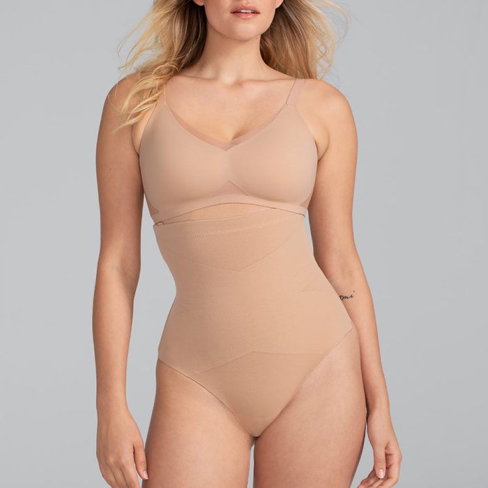 SPT-Model-Sand-M-Elle-Front.jpg