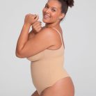 SPT-Model-Sand-XL-Larissa-Side-2.jpg