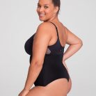 SPT-Model-Vamp-XL-Larissa-Side.jpg