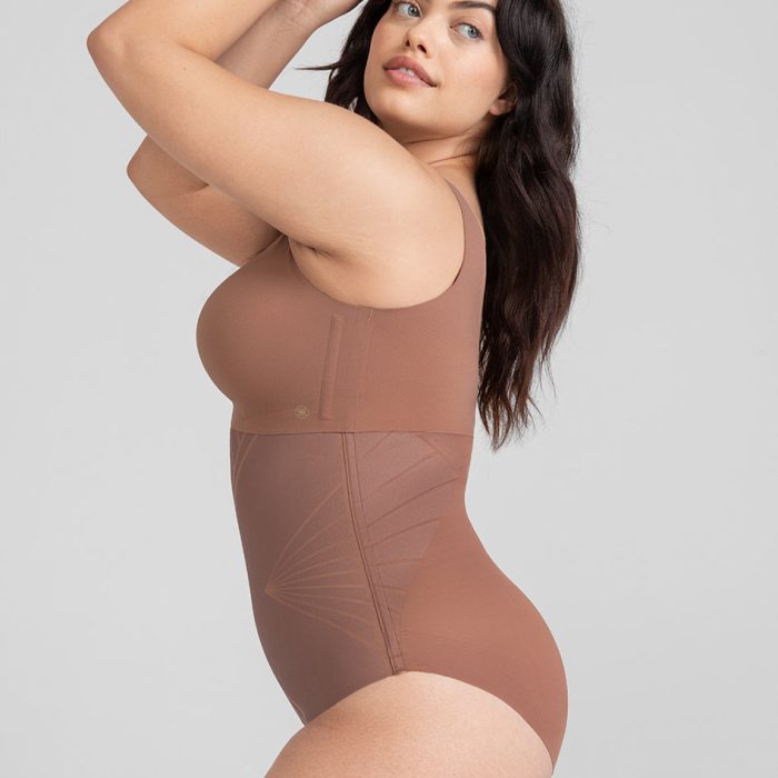 ShadowSculptHighWaistBrief-Model-Toffee-XL-Phoenix-Side.jpg