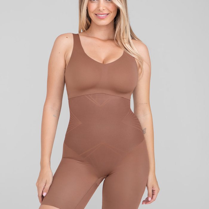 ShadowSculptHighWaistShort-Model-Toffee-M-Raine-Front.jpg