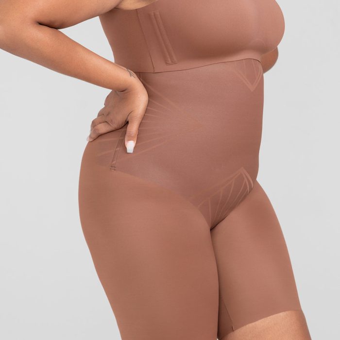ShadowSculptHighWaistShort-Model-Toffee-XL-Courtney-Side.jpg