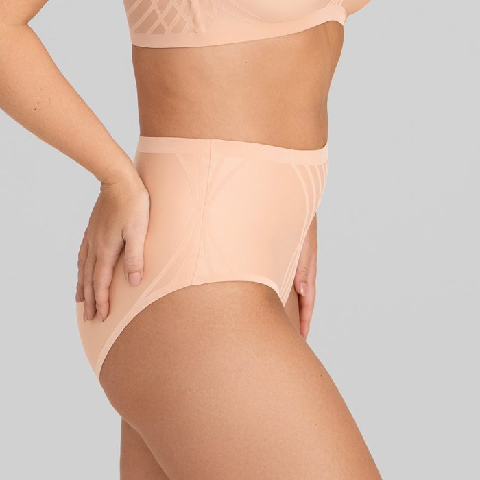 SilhouetteBrief-Model-Blush-L-McCallah-Side.jpg
