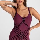 SilhouetteCami-Model-Fig-S-Jessica-Front.jpg