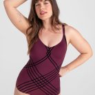 SilhouetteCami-Model-Fig-XL-Macara-Front.jpg