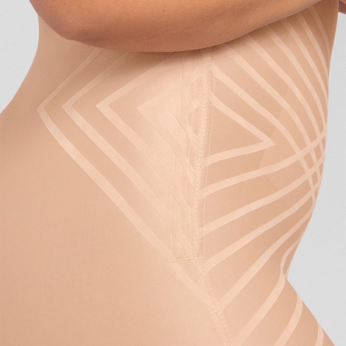 SilhouetteHighWaistShort-ZoomIn-Sand.jpg
